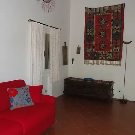 2 Via Degli Olivi プロッキオ